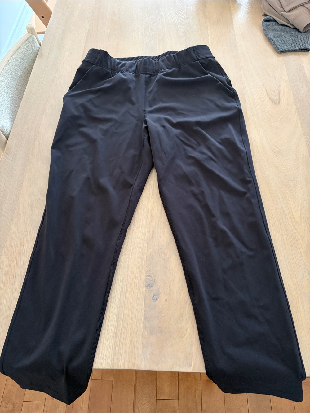Aritzia babaton weekender pant
